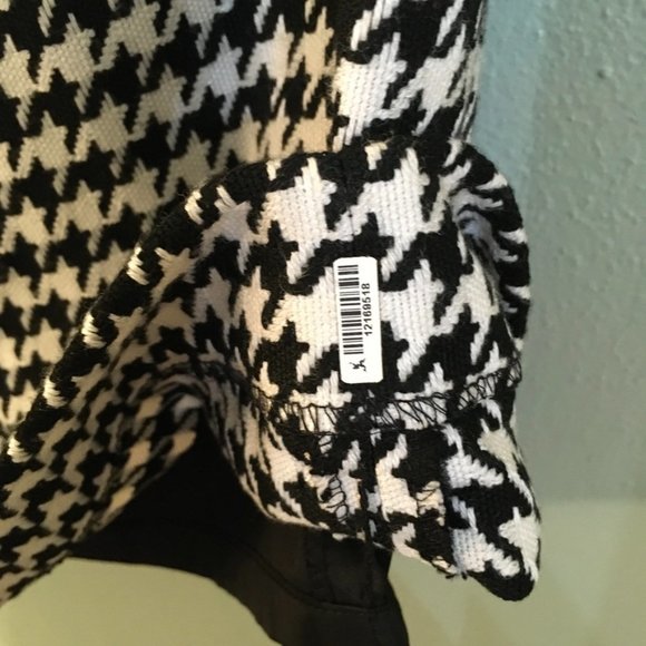NWOT Calvin Klein Houndstooth Pencil Skirt - Picture 8 of 9